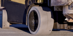 non marking tyre