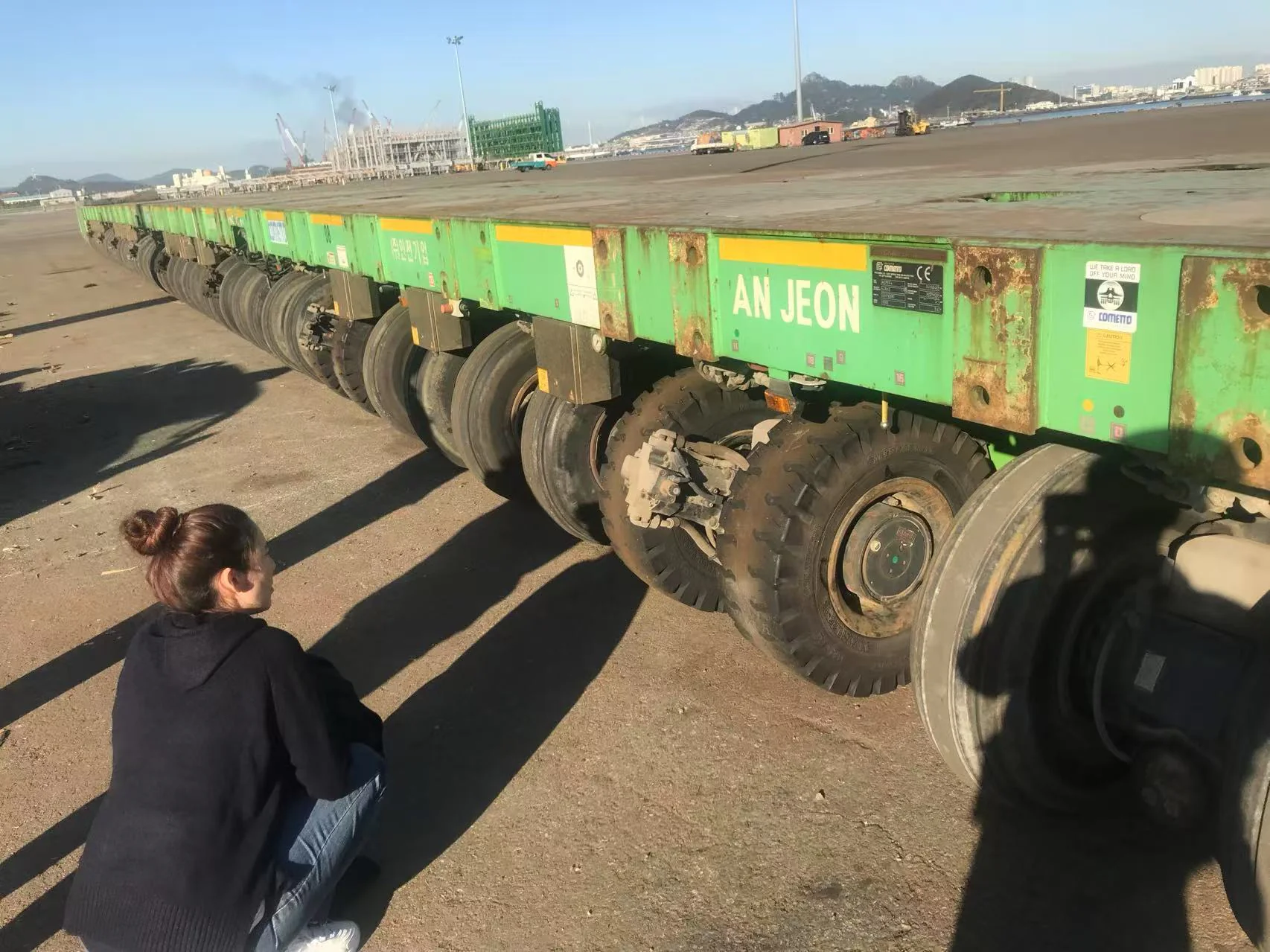 Forlander port tyre Case