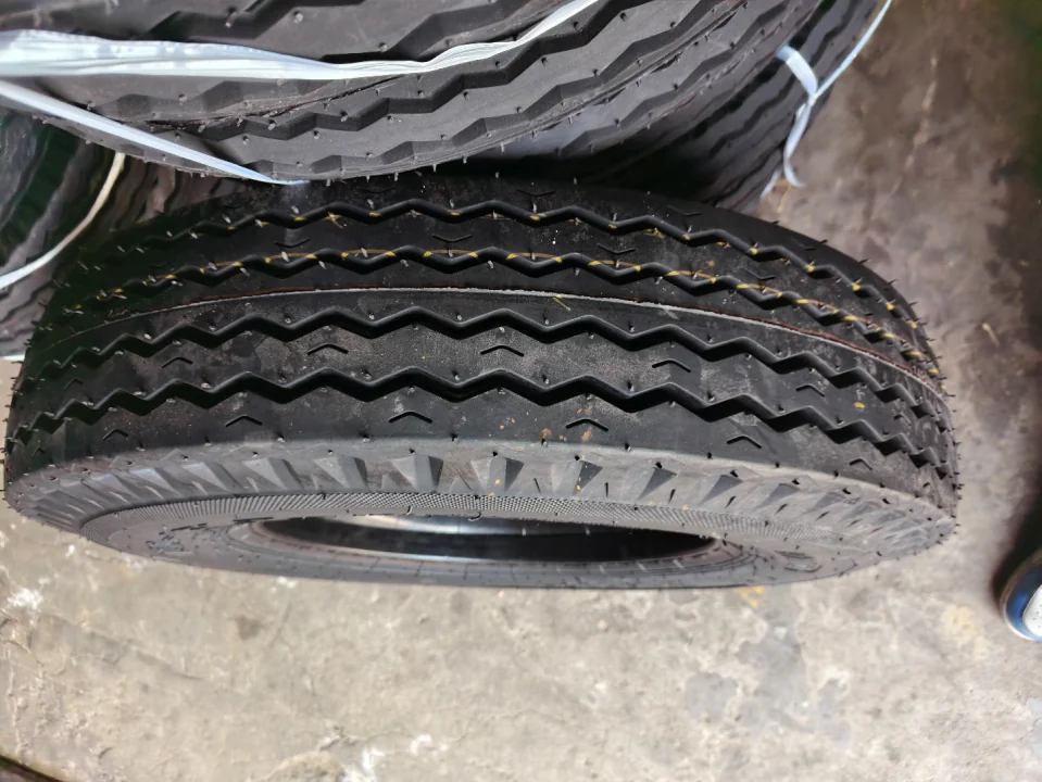 MT77Z 7.00-16 light truck tires